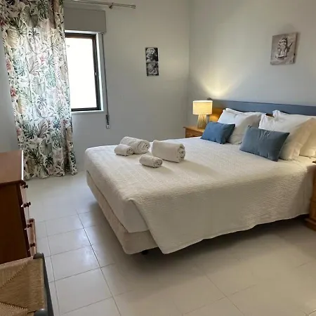 Sea View Old Town Flat البوفيرا