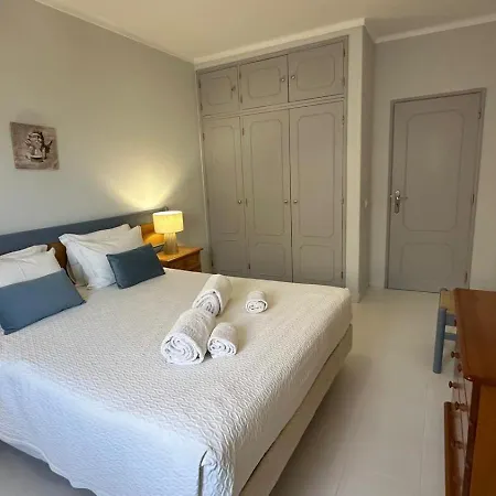 Sea View Old Town Flat * البوفيرا